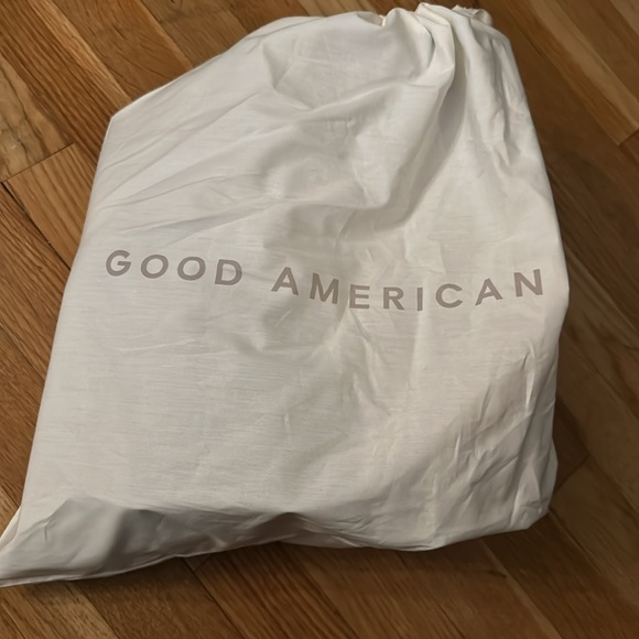 Good American High Kickstand Neoprene Bootie Stiletto - Picture 8 of 8